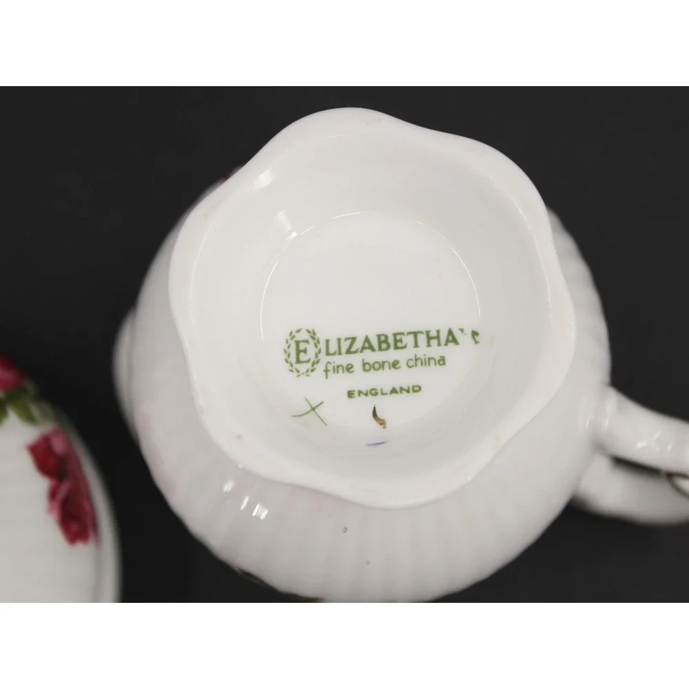 Elizabethan‎ Fine Bone China Creamer and Sugar Bowl Set Red Rose Made in England